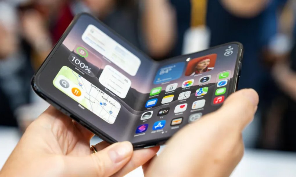Apple назвала примерные цены на ремонт «раскладушки» iPhone Duo в США без страховки…